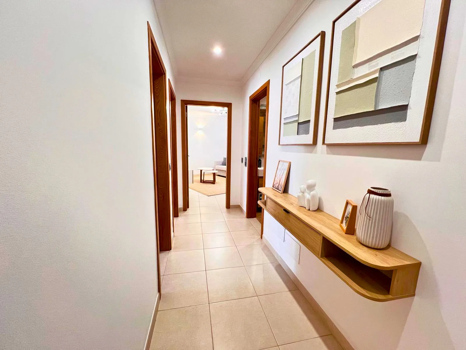 Timeless Beach IV — interior 9